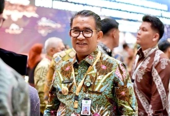 Selayaknya Tak Berbasis Fungsi, Pengelolaan Keuangan Harus Ada Kolaborasi dan Solusi Penjabat (Pj) Gubernur Kalimantan Timur (Kaltim) Akmal Malik menegaskan pengelolaan keuangan selayaknya tidak lagi berbasis fungsi, melainkan berbasis problem solving (pemecahan masalah) atau solusi.