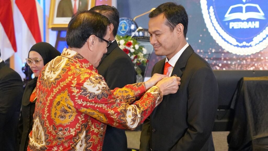 Bentuk Fondasi Kekuatan Hukum, Kemenkumham Luncurkan Analis Hukum dan Persahi
