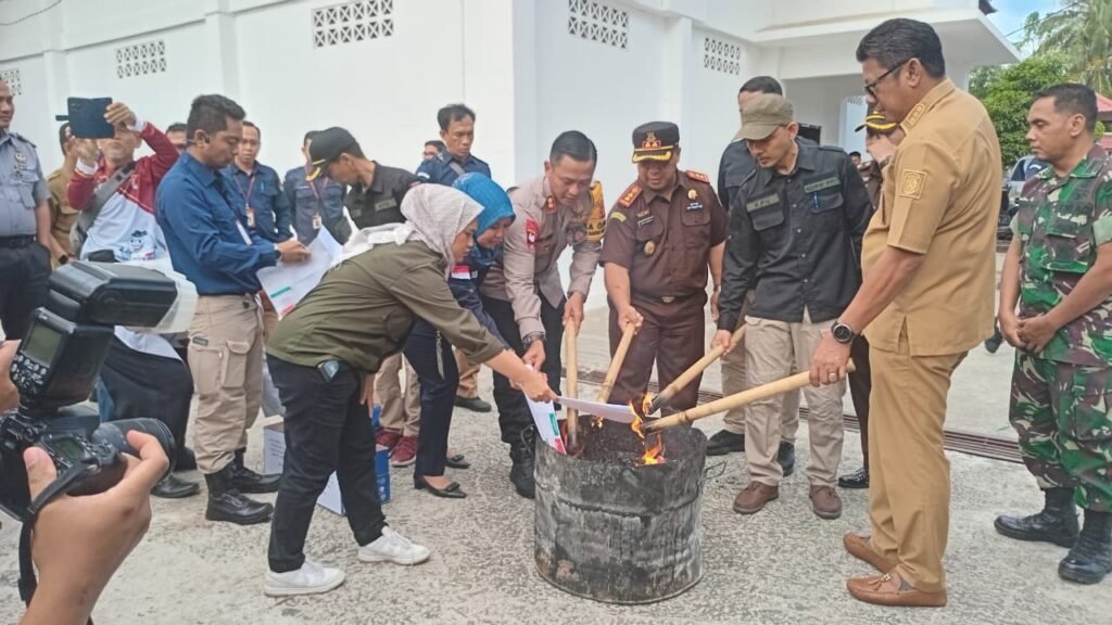 KPU Bontang Musnahkan Surat Suara Rusak dan Berlebih Jelang Pilkada Serentak 2024