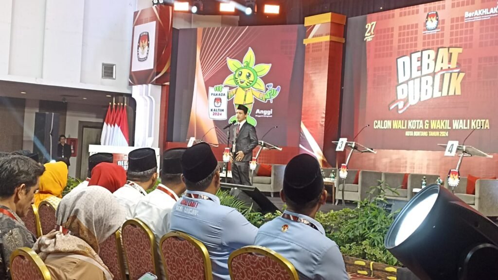 Debat Publik Pilwali Bontang 2024 Dimulai, Muzarroby Ingatkan Jangan Saling Menjatuhkan
