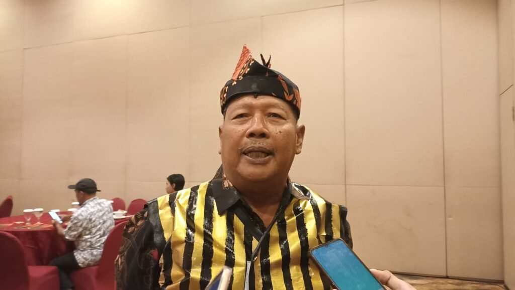 Ubah Sampah Jadi Peluang Ekonomi Kreatif, RT 02 Tani Aman Juara Pertama Lomba Kampung Salai 2024