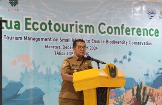 Jual Lautnya, Akmal Pilih Pengembangan Maratua Bawa Uang daripada Sampah Banyak