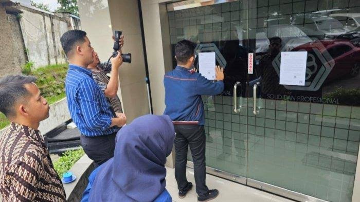 OJK Cabut Izin Usaha BPR Kencana Bandung, Nasabah Diimbau Tenang
