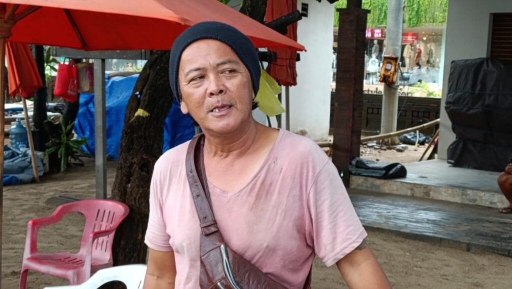 Perjuangan Kris di Bali, dari Pemulung Berhasil Jadi Pengelola Bar