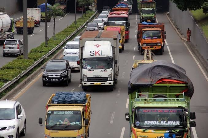 Aprindo Mogok Kerja, Pembatasan Operasioal Truk Jalan Terus
