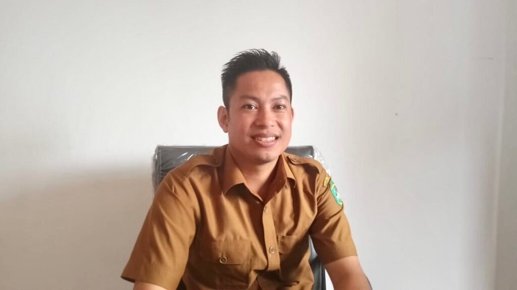Miliki Kantor Desa Baru, Pemdes Muara Leka Apresiasi Pemkab Kukar Perjalanan panjang Desa Muara Leka, Kecamatan Muara Muntai, Kutai Kartanegara (Kukar) untuk memiliki kantor desa yang layak akhirnya sampai di garis tujuan.