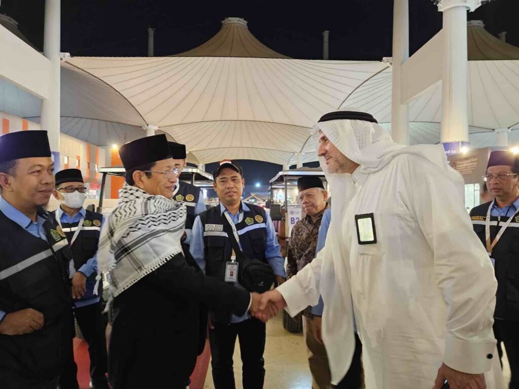 Fokus Ibadah dan Jaga Kesehatan, Menag Ingatkan Jemaah Hadapi Puncak Haji di Arafah