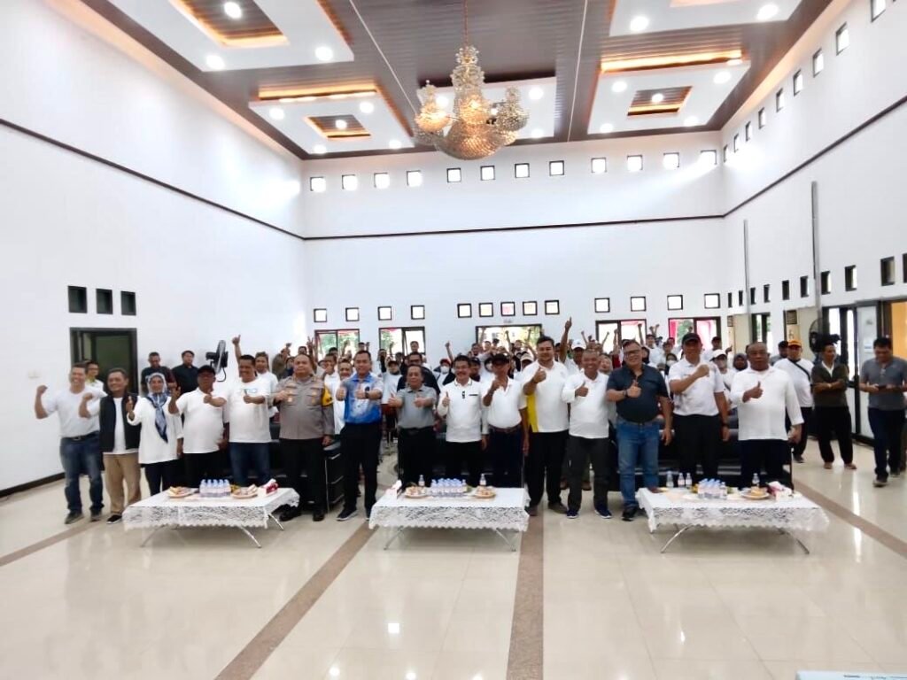 May Day 2025, FSP Kahutindo Kaltim Soroti Pelanggaran Jam Kerja dan Ketidakpastian Hubungan Kerja DPD FSP Kahutindo Kalimantan Timur (Kaltim), menyoroti masih banyak terjadi pelanggaran terhadap hak-hak dasar serikat buruh/pekerja, salah satunya terkait jam kerja.