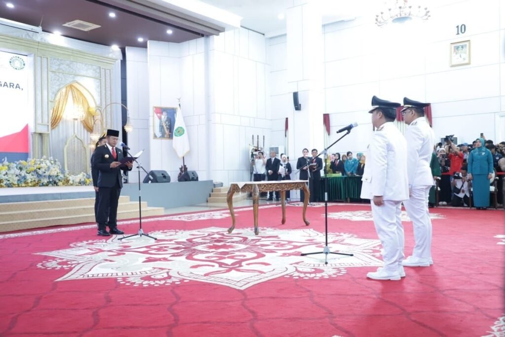 Gubernur Ingatkan Aulia dan Rendi Soal Jalan Rusak di Kukar, Rudy: Semenisasi Saja, Jangan Aspal