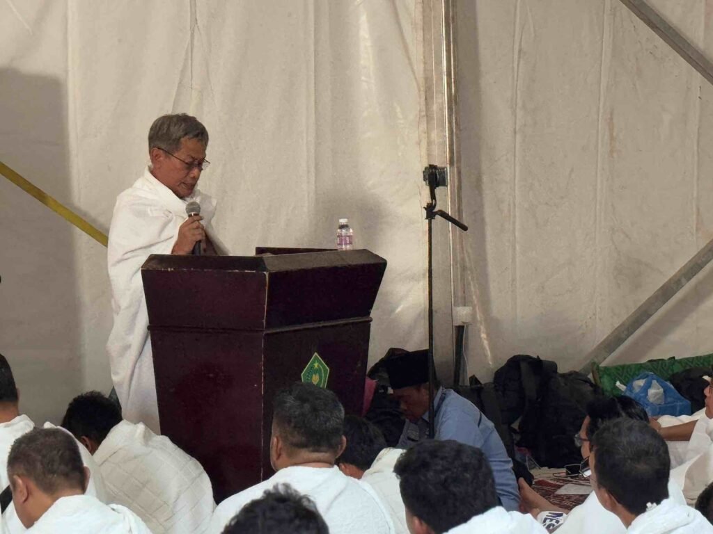 Khutbah Wukuf Arafah: Kyai Said Ajak Jemaah Teguhkan Persaudaraan dan Semangat Kebangsaan