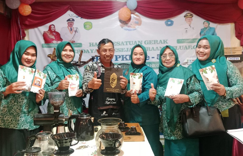 Inovasi UMKM Kopi Luwak Warnai Stand UPPK Prangat Baru di HKG PKK ke-53