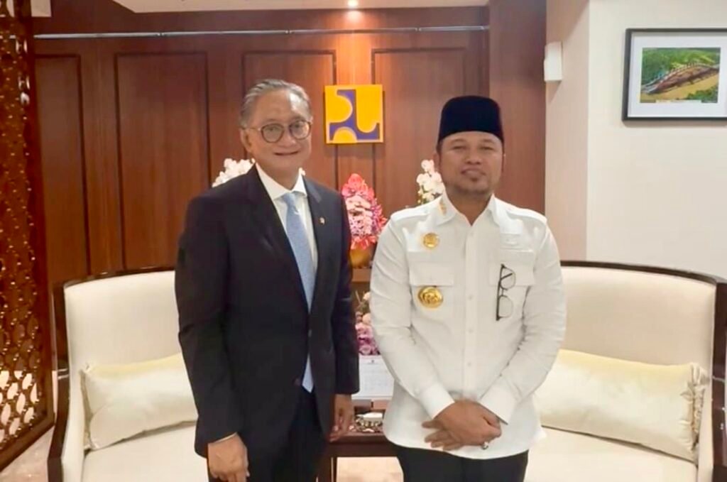 Jalan Nasional di Kaltim Rusak Parah, Gubernur Mengadu Langsung ke Menteri PU