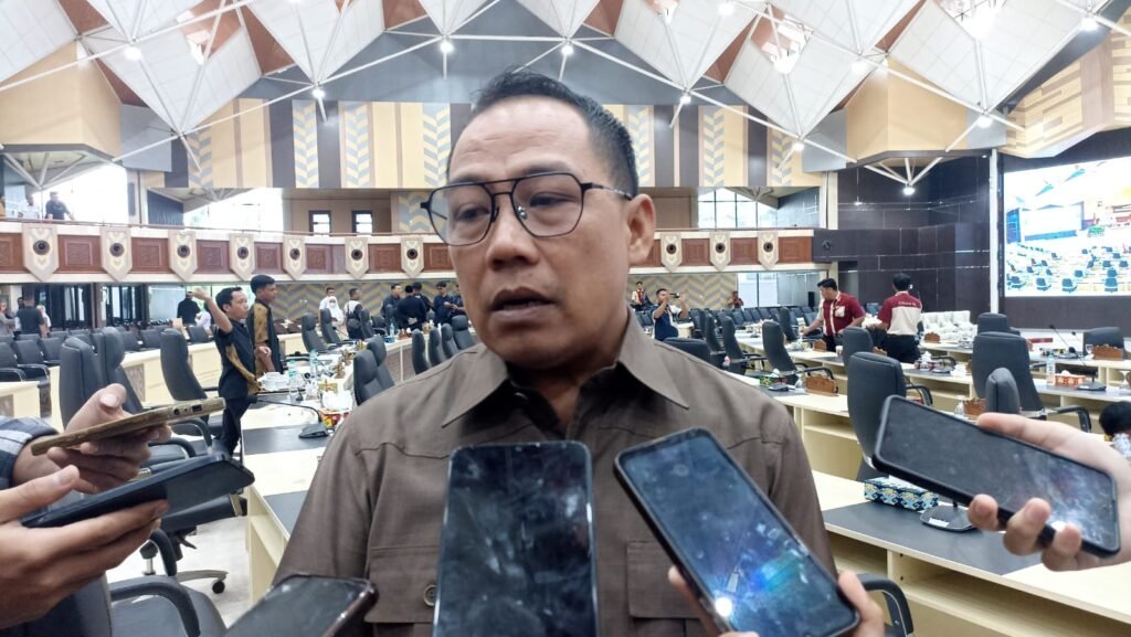 Sarkowi Dorong SMK Jadi Pusat Digitalisasi Pendidikan di Kaltim