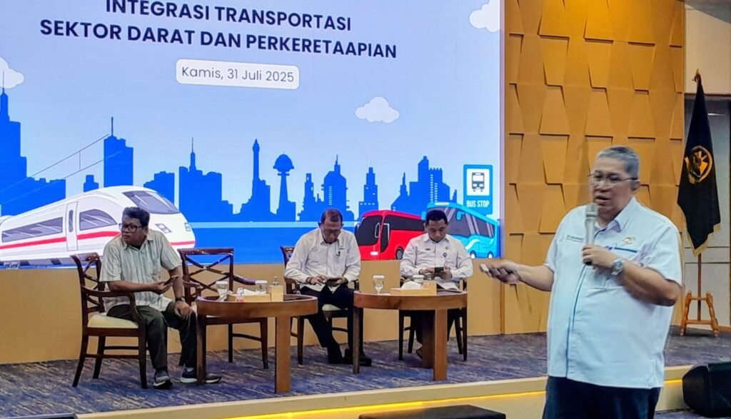 Kemenhub Tata Ulang Sistem Transportasi Darat, Tekan Pengeluaran Masyarakat