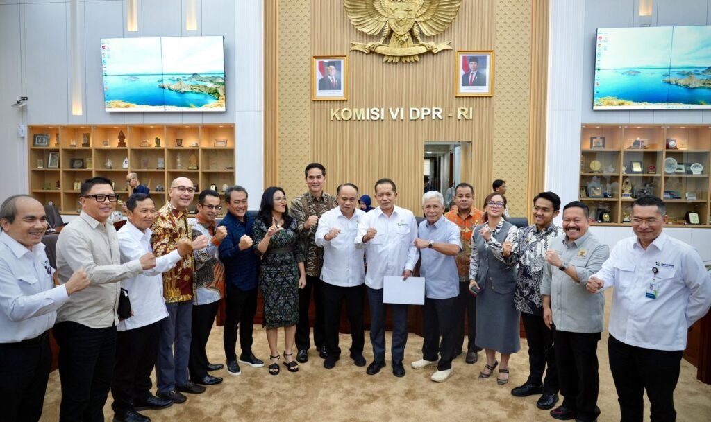Kemenkop-DPR RI Sepakati Peta Jalan Koperasi Desa Berbasis Data