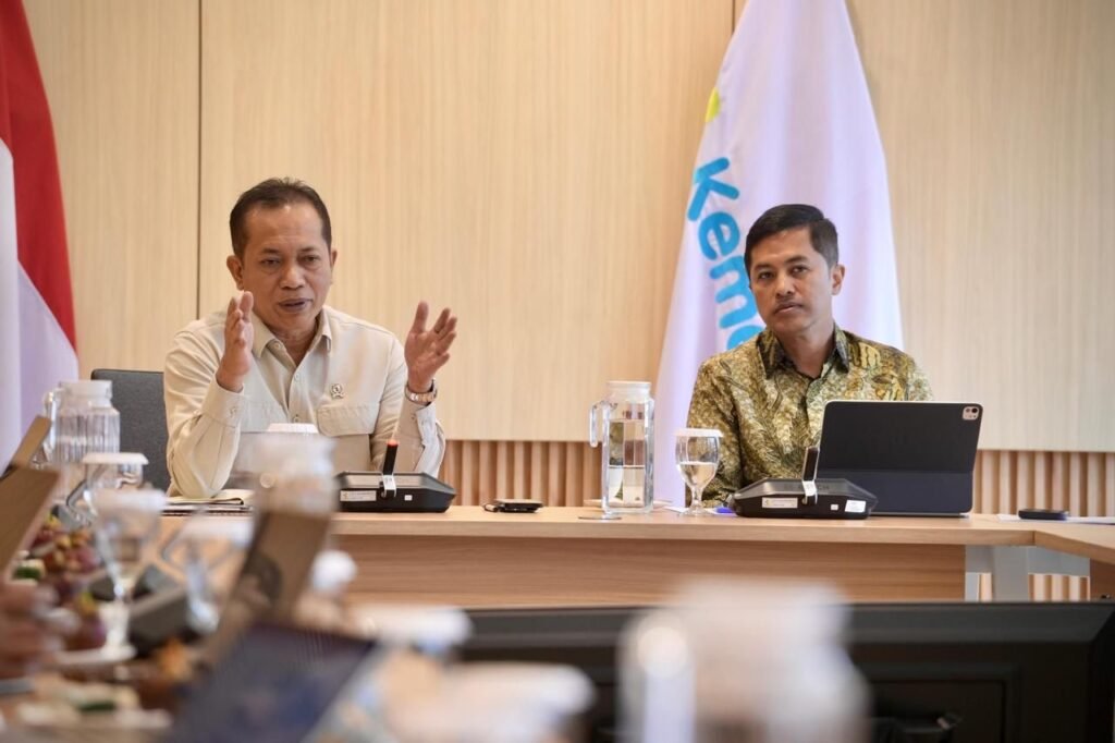 Kemenkop Butuh Data Klinik dan Apotek Desa untuk Diintegrasikan dengan Kopdes Merah Putih