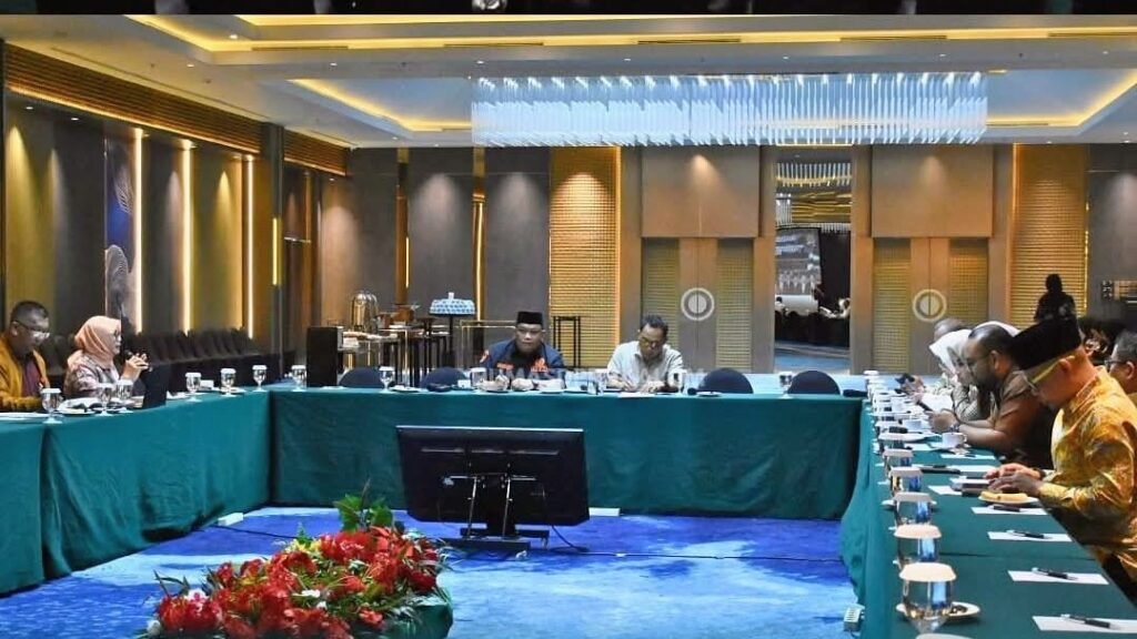 Pansus DPRD Kaltim Bahas Sinkronisasi Ranperda Penyelenggaraan Pendidikan