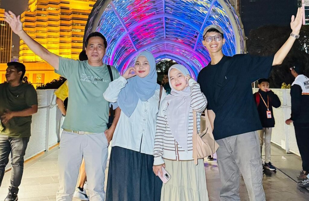 “Keajaiban” Malam Kuala Lumpur di Saloma Link Bridge dan Twin Towers